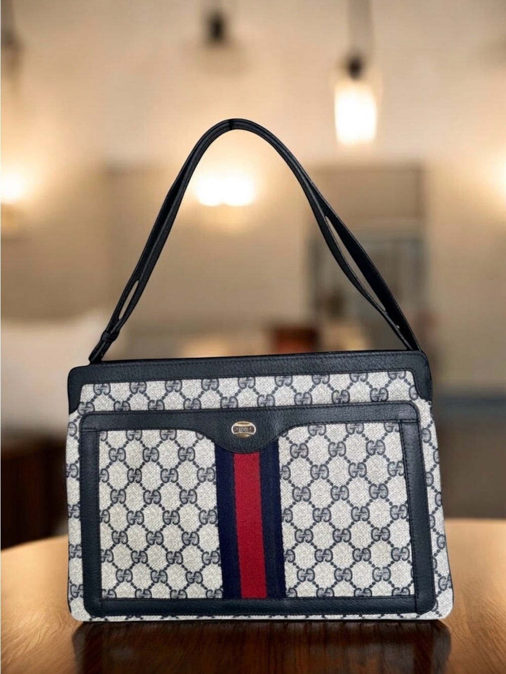 GUCCI GG Supreme Ophidia Vintage Shoulder Bag